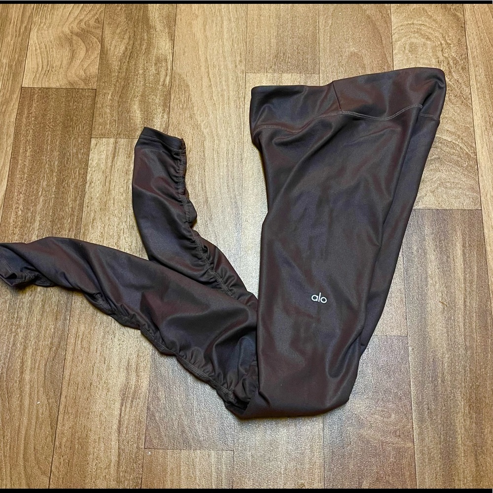 ALO leggings